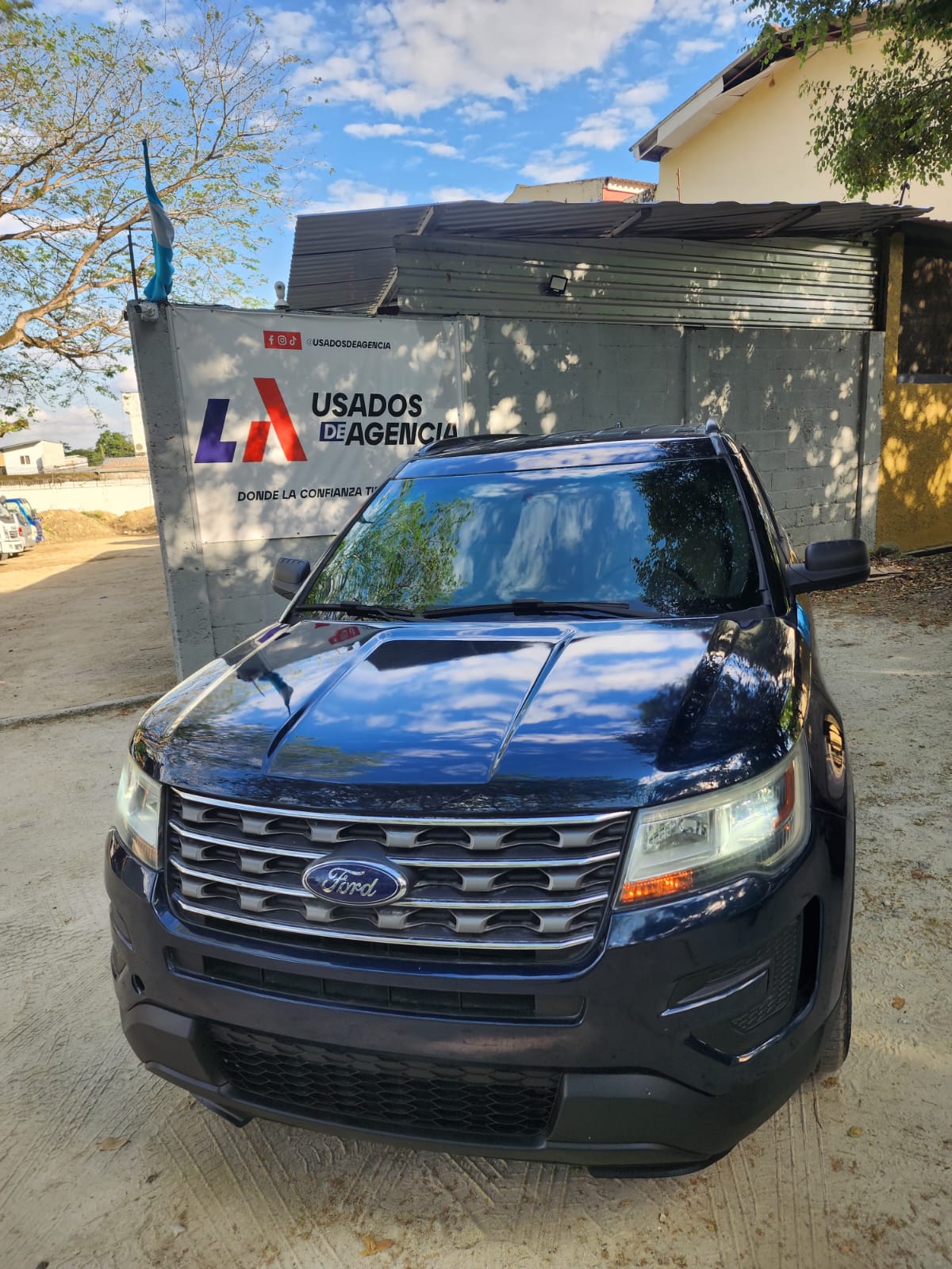 FORD EXPLORER XLT 2017