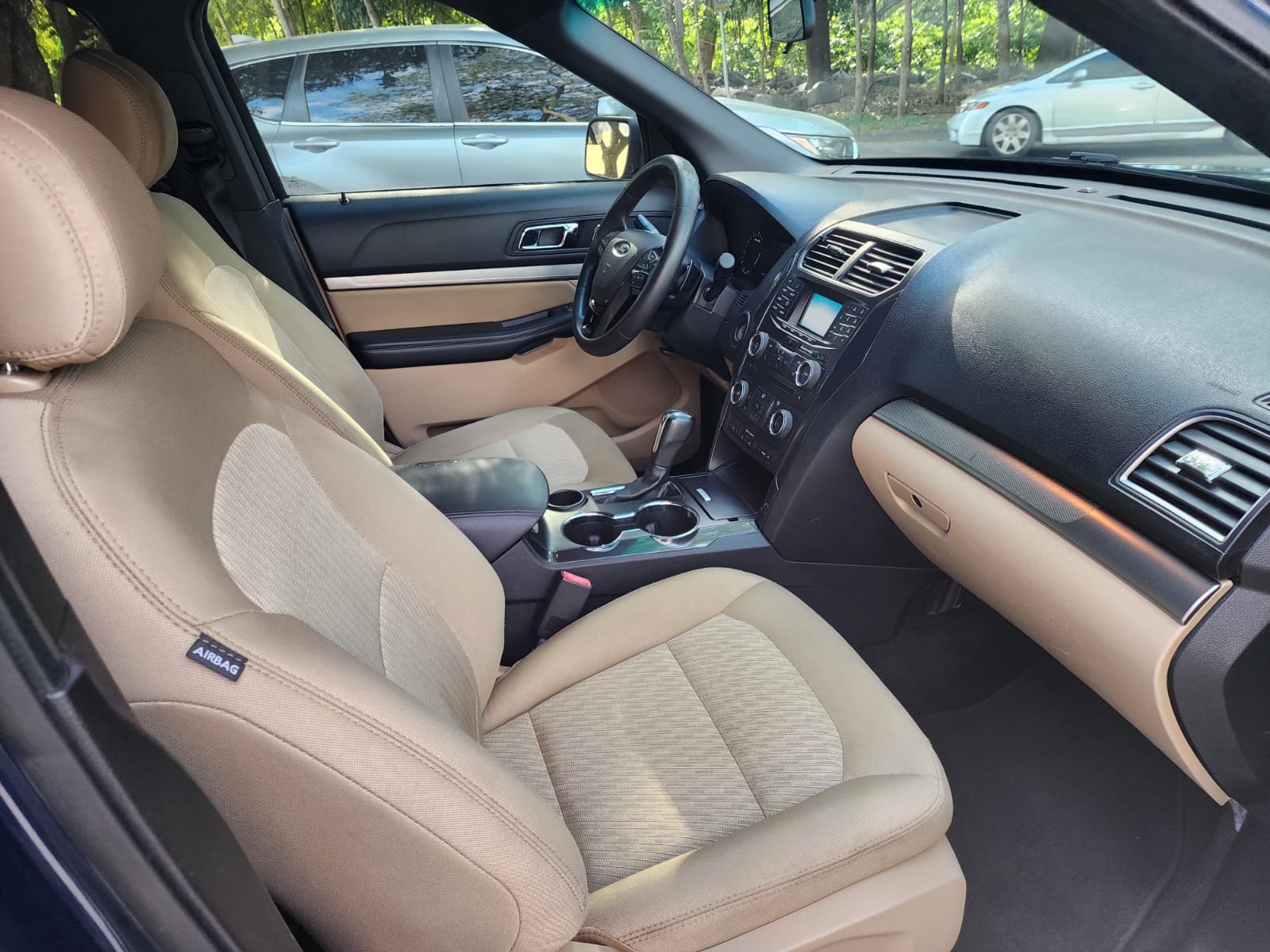 FORD EXPLORER XLT 2017